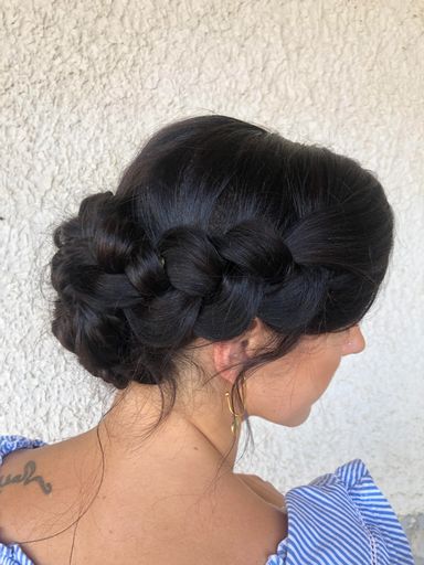 Julie Archier - chignon tressé